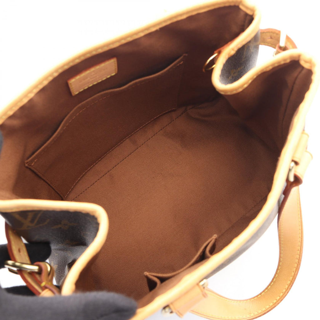 Louis Vuitton Batignolles · Monogram Tote