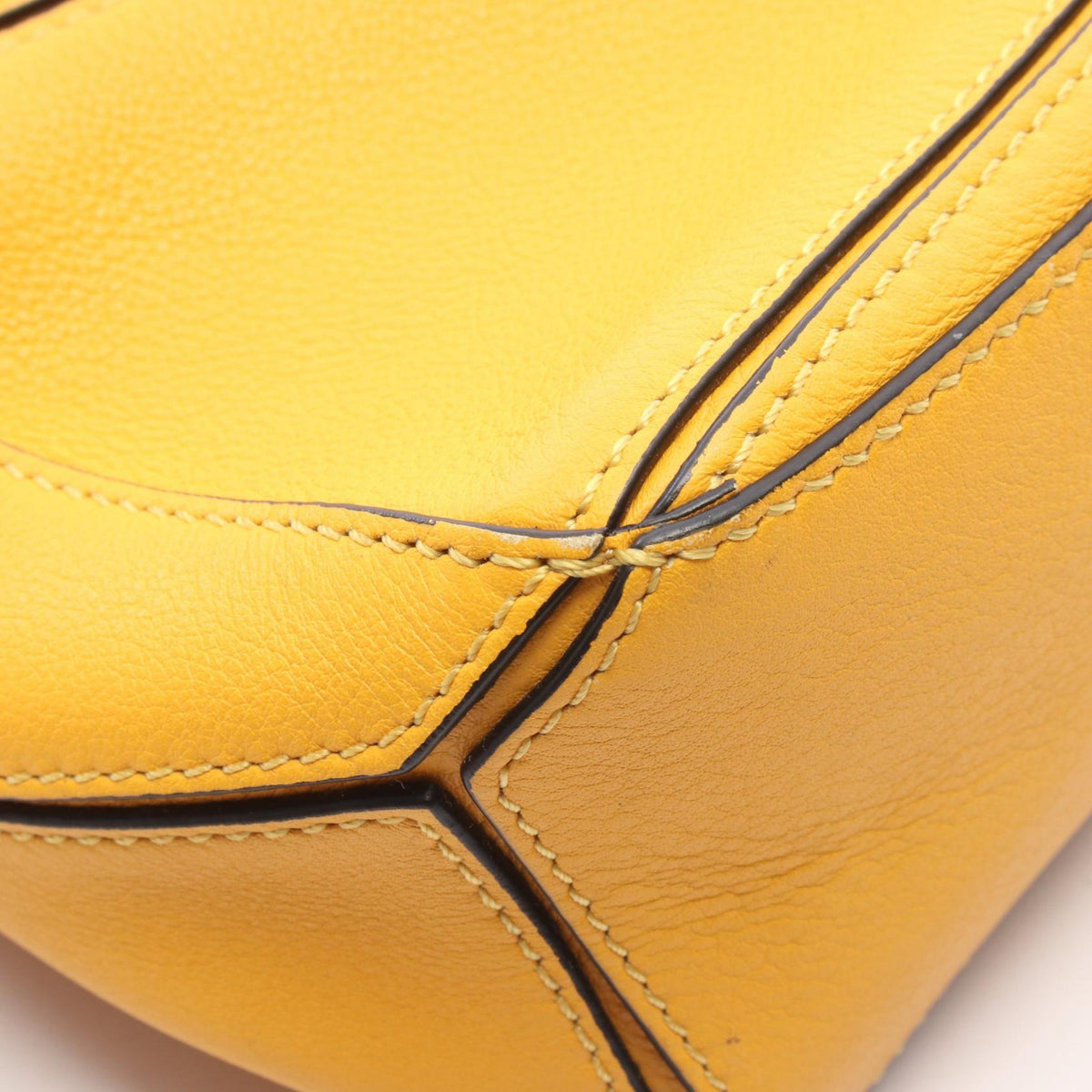 Loewe Puzzle Mini · Leather