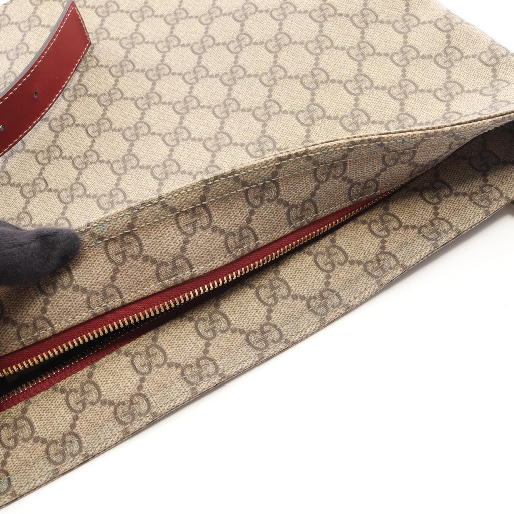 Gucci GG Supreme · Web Stripe Messenger