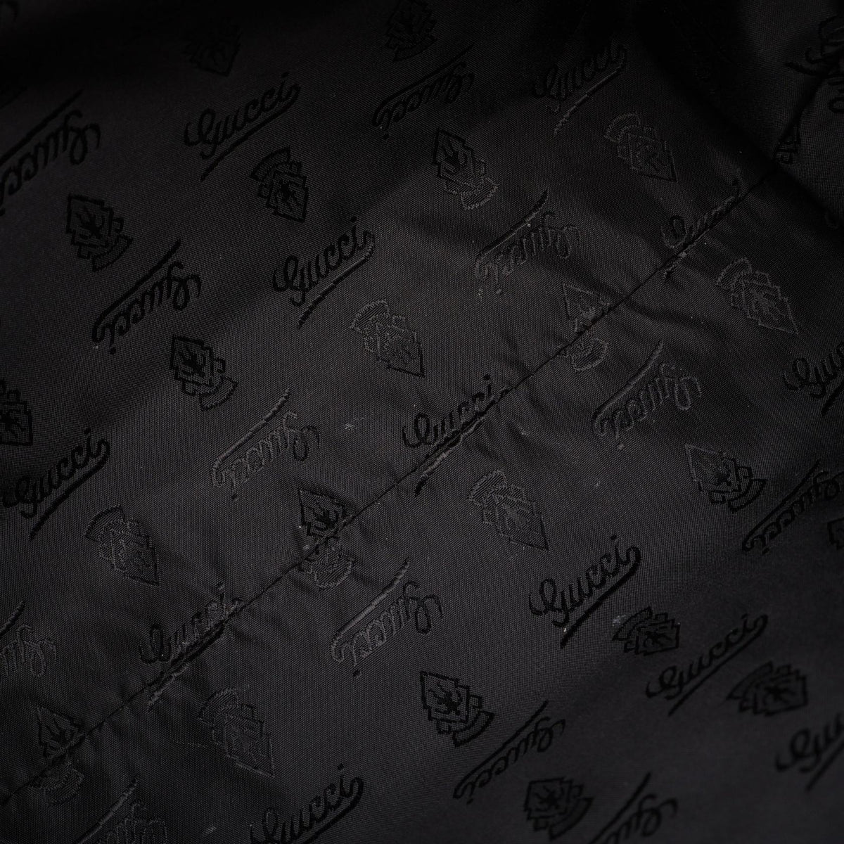 Gucci Guccissima · Leather Messenger