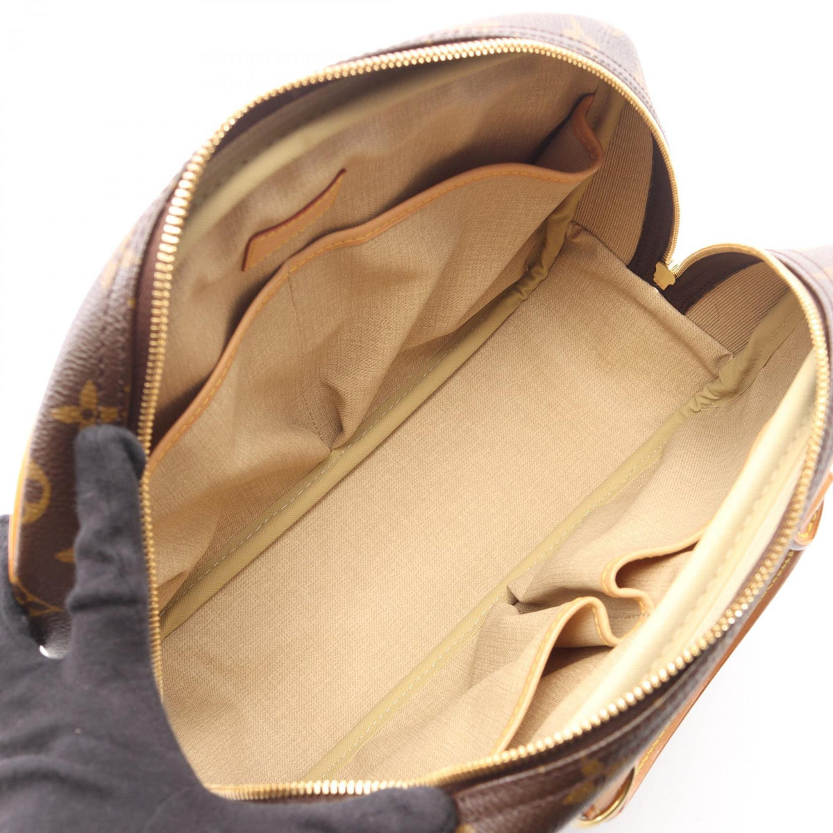 Louis Vuitton Trueville · Monogram