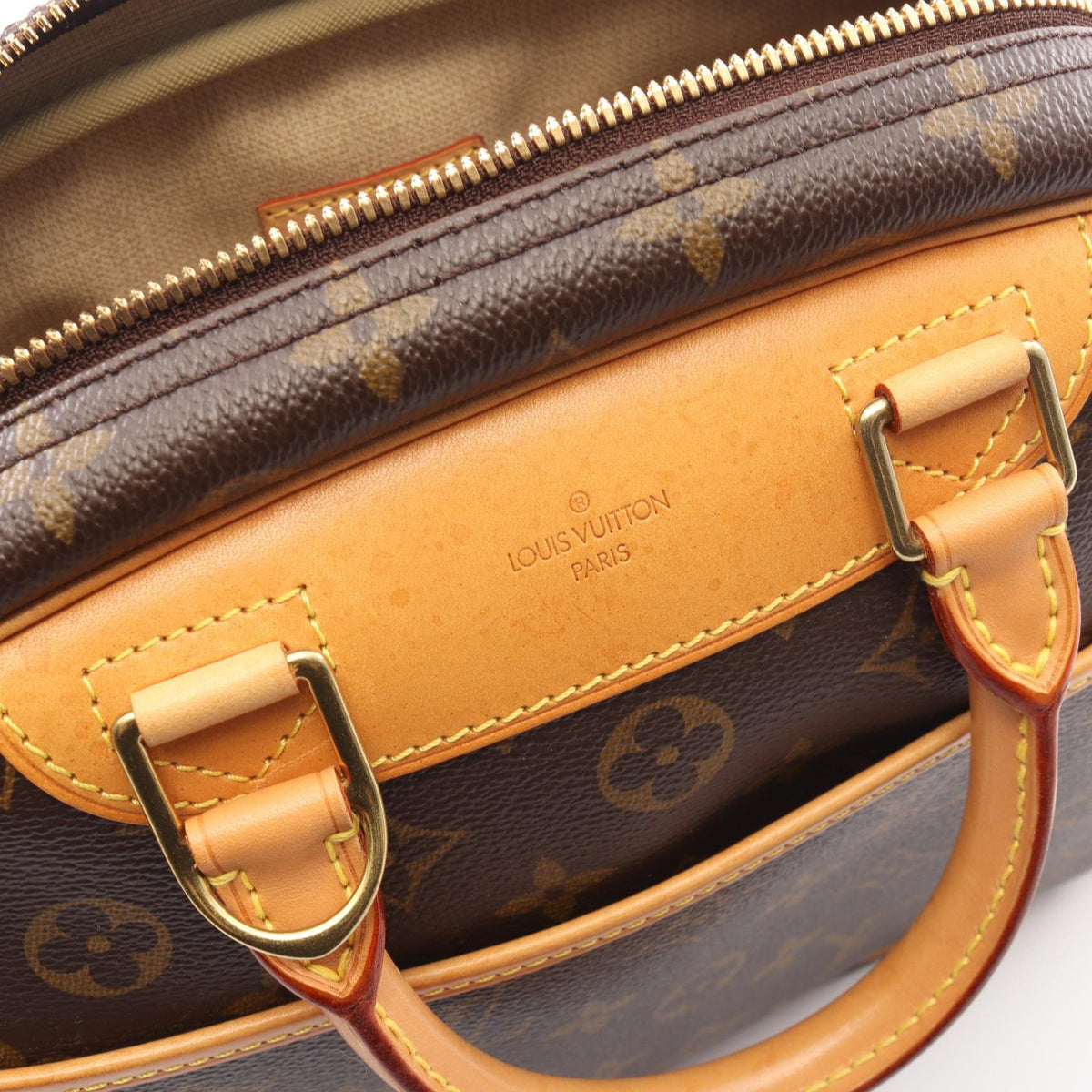 Louis Vuitton Trueville · Monogram