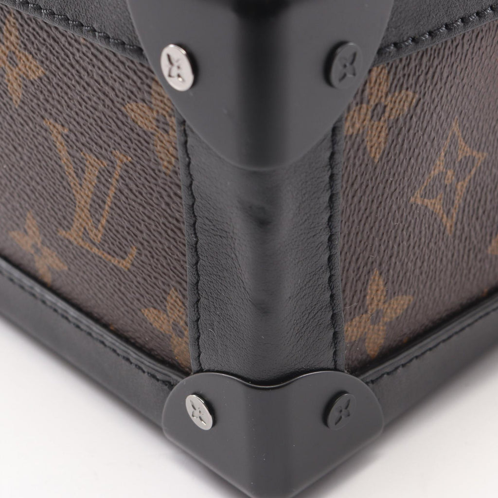 Louis Vuitton Soft Trunk · Monogram Solar Ray