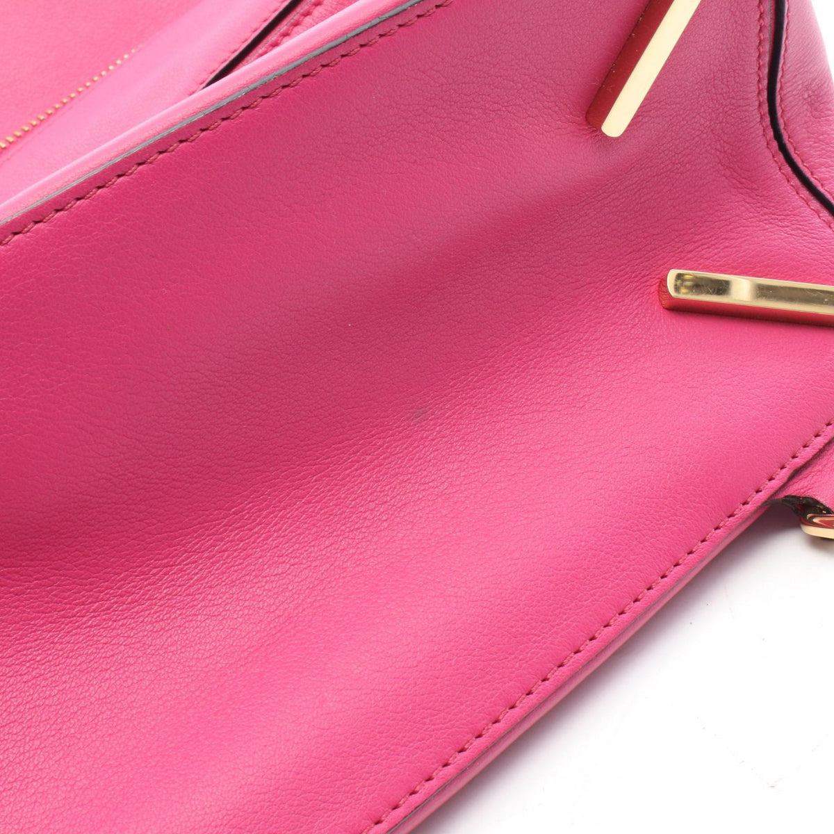 Loewe Puzzle Medium · Leather