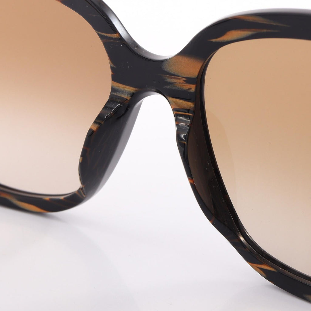 Louis Vuitton Huit et Demi · Sunglasses