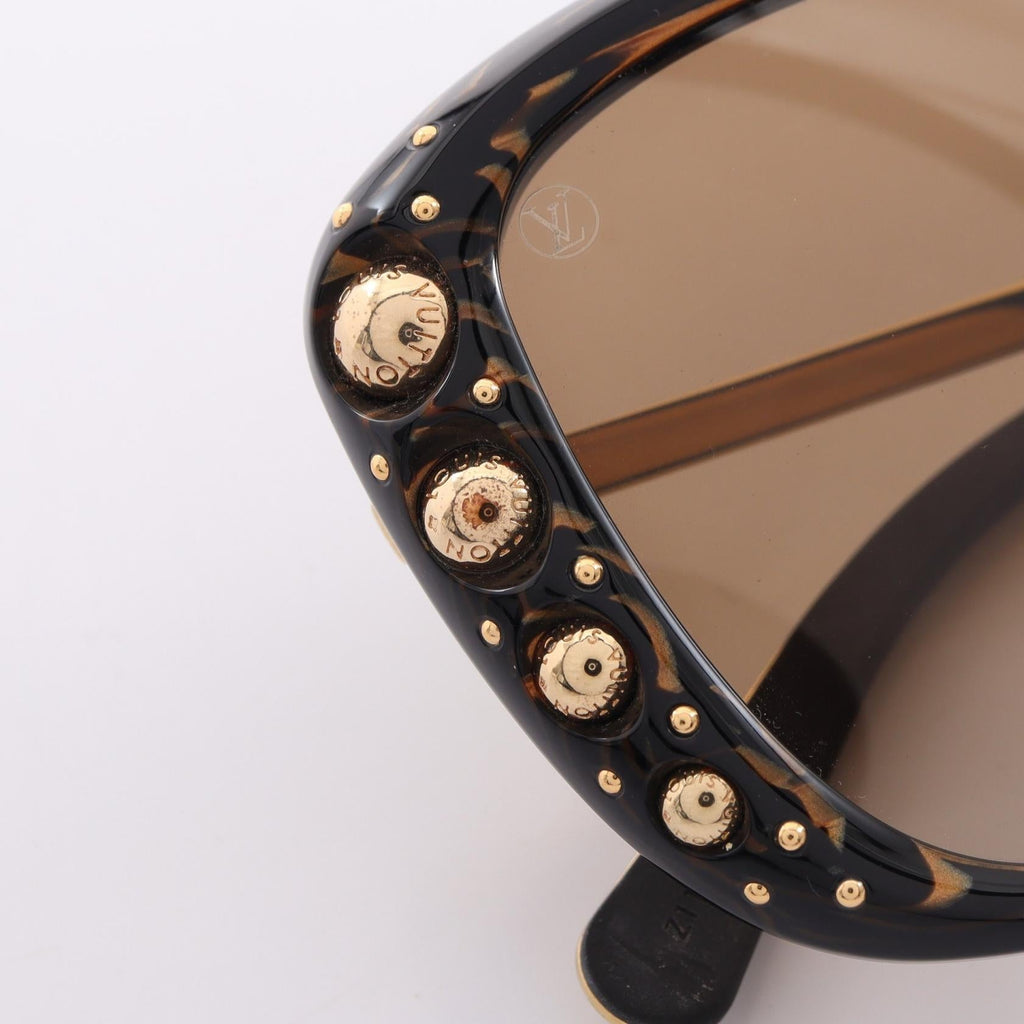 Louis Vuitton Huit et Demi · Sunglasses