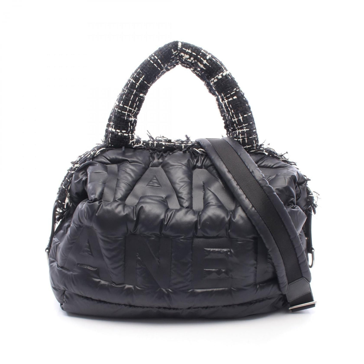 Chanel Coco Neige · Doudoune Tote