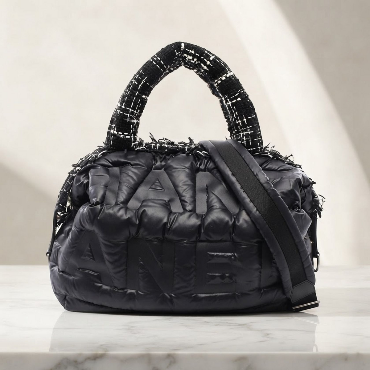 Chanel Coco Neige · Doudoune Tote