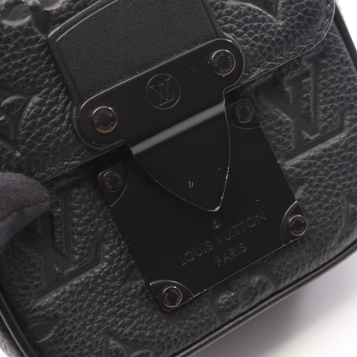 Louis Vuitton Pico S-Lock · Monogram Taurillon