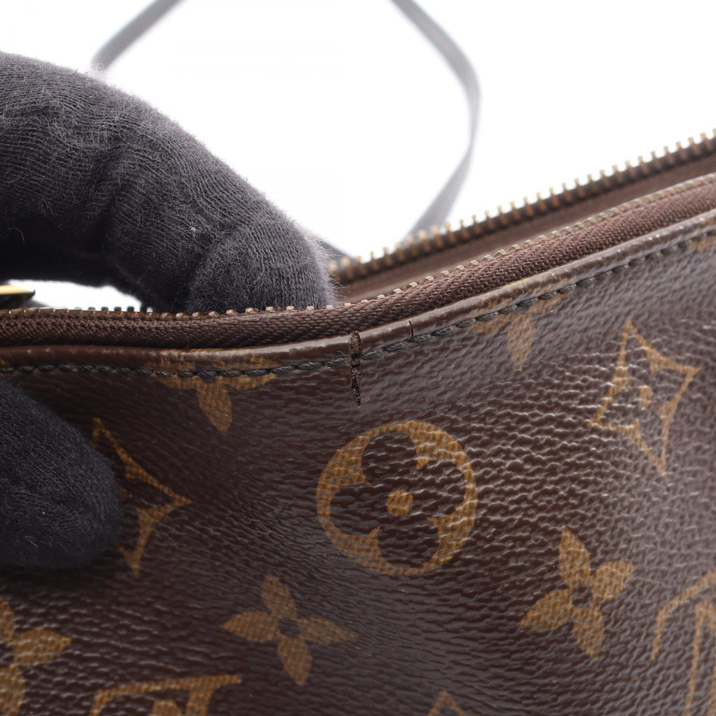 Louis Vuitton Paras · Monogram Canvas
