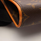 LOUIS VUITTON Pochette Florentine · Monogram