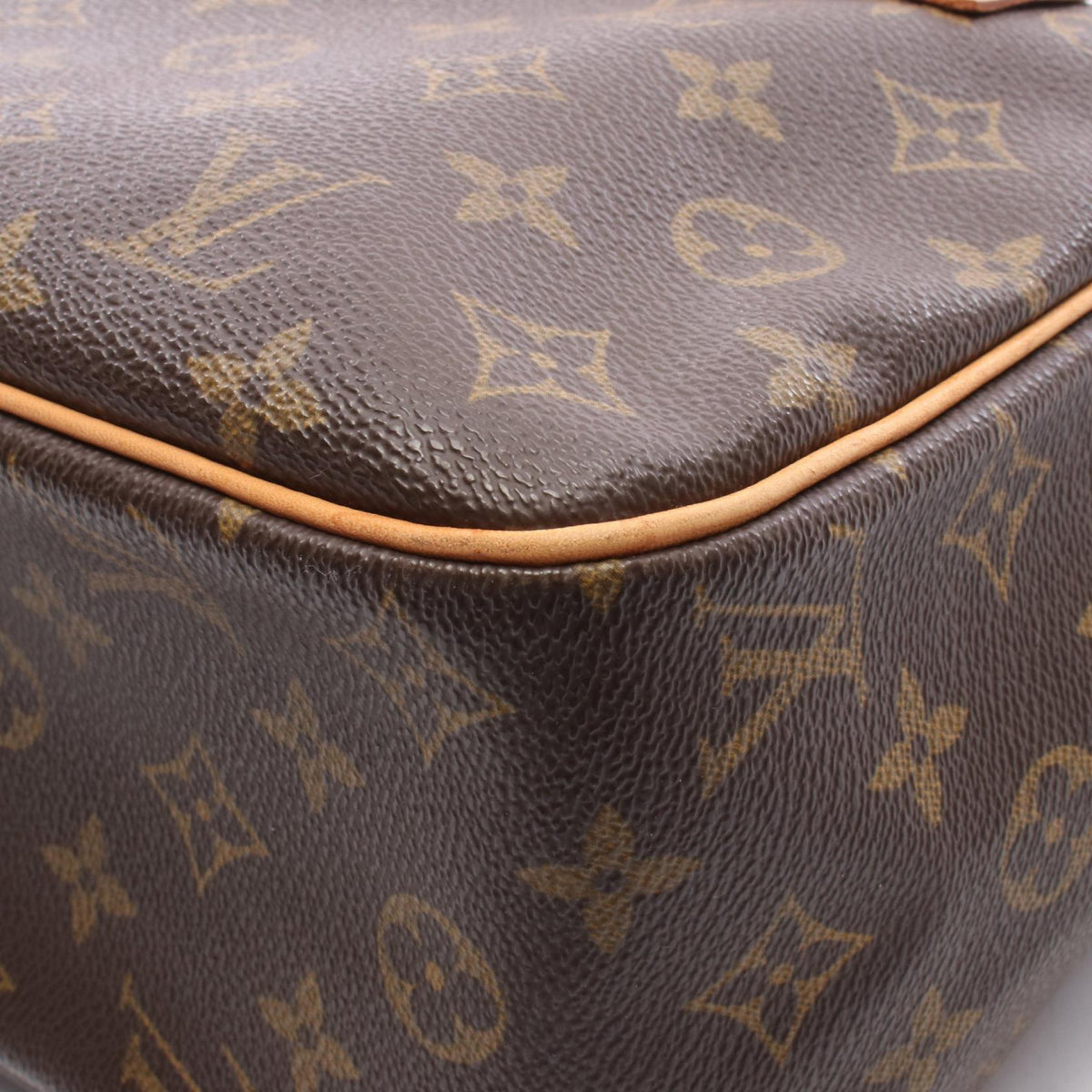 LOUIS VUITTON Cite GM · Monogram