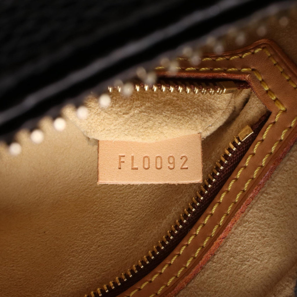 Louis Vuitton Looping MM · Monogram