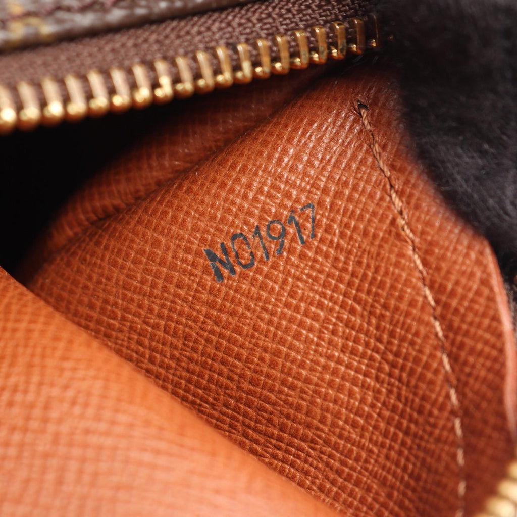 Louis Vuitton Papillon 30 · Monogram