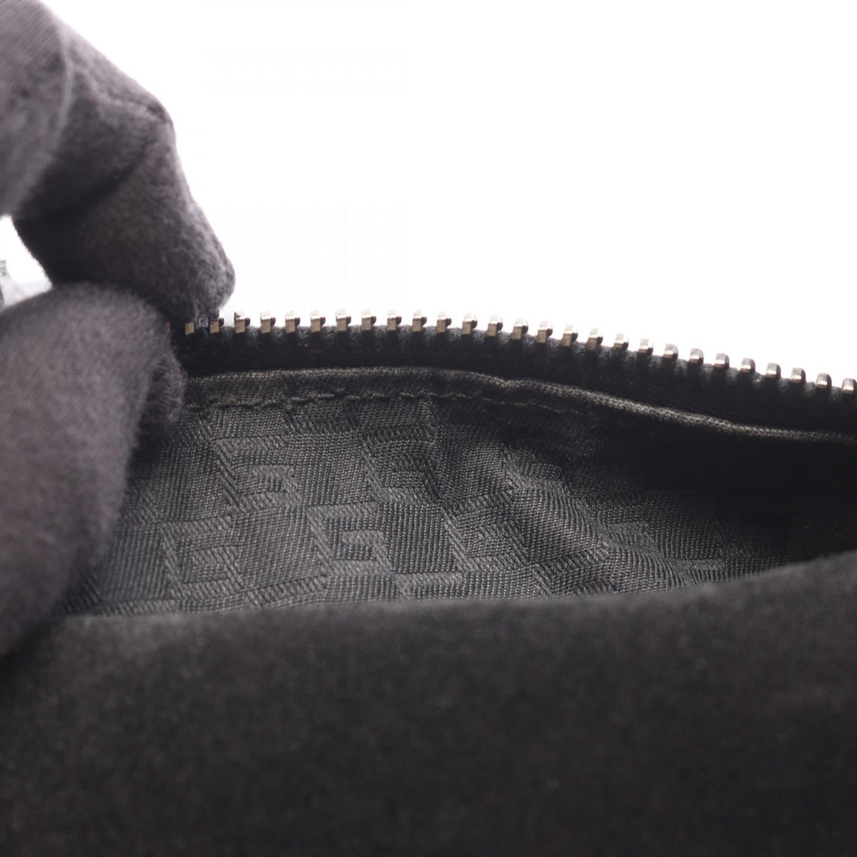 Gucci · Suede Shoulder Bag