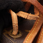 Louis Vuitton Montsouris MM · Monogram
