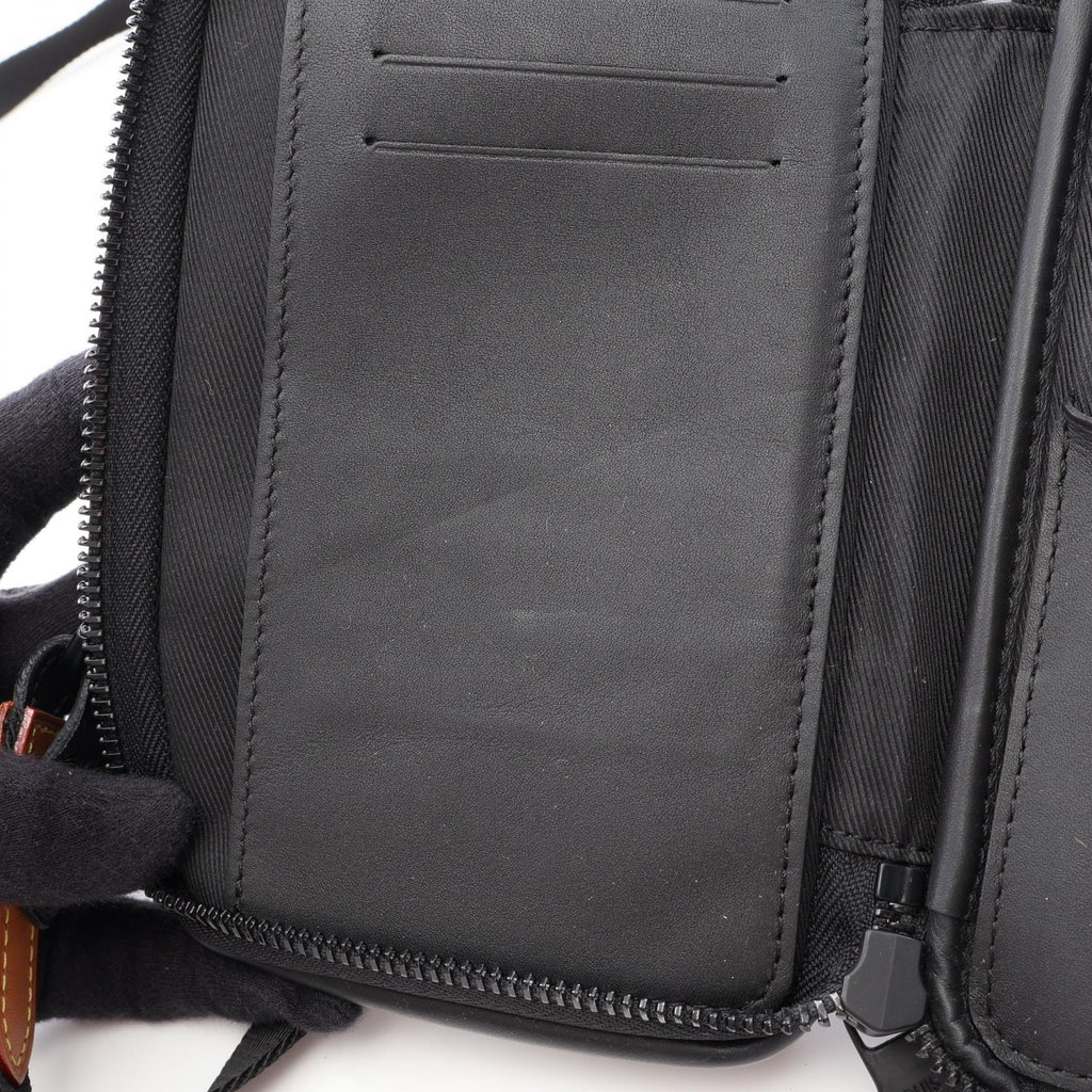 Louis Vuitton NIGO · Damier Giant Phone Pouch