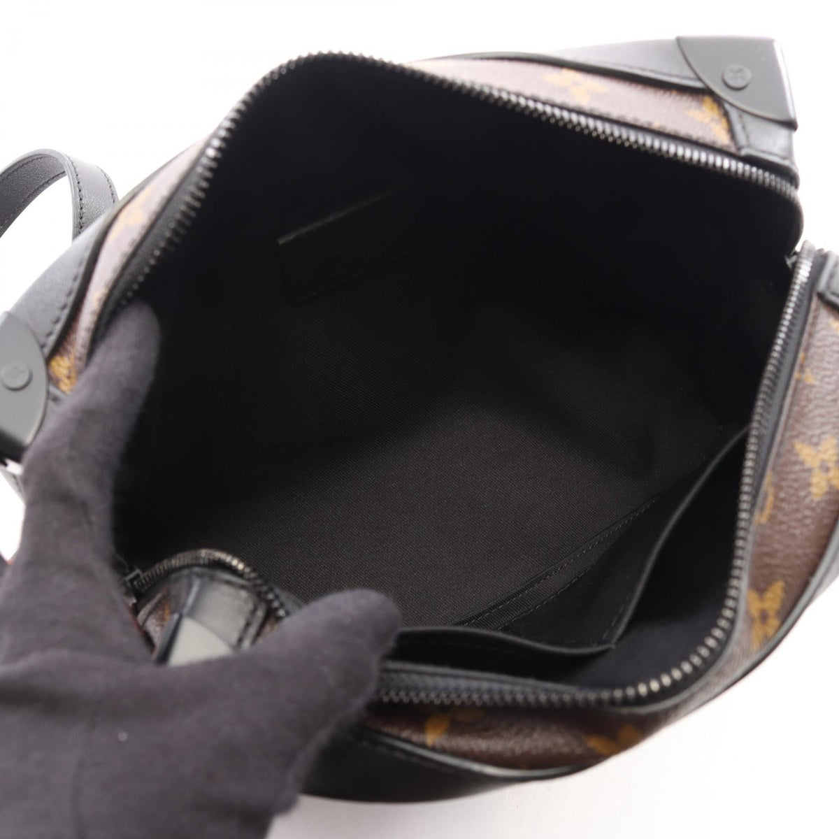 Louis Vuitton Soft Trunk · Monogram Solar Ray