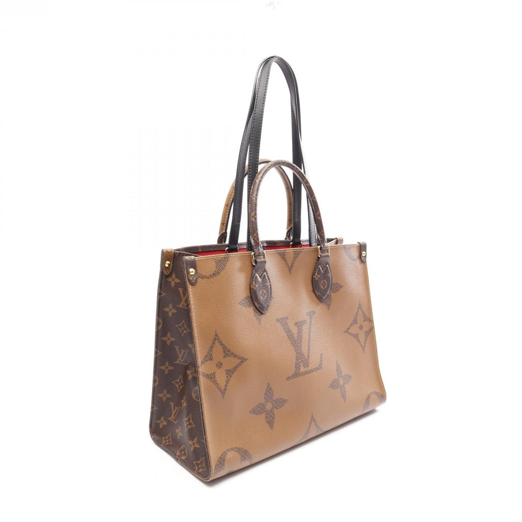 Louis Vuitton On The Go MM · Monogram Giant