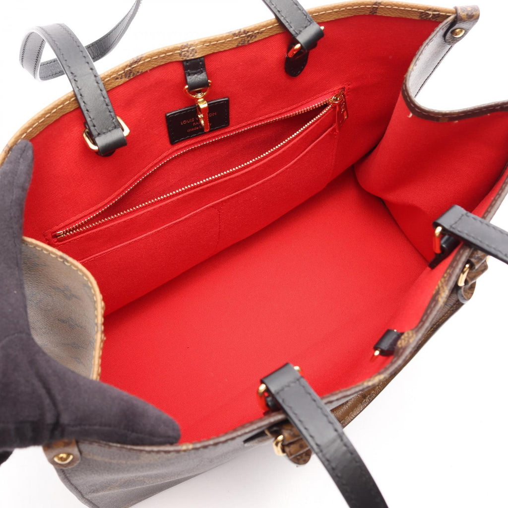 Louis Vuitton On The Go MM · Monogram Giant