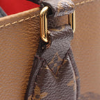 Louis Vuitton On The Go MM · Monogram Giant