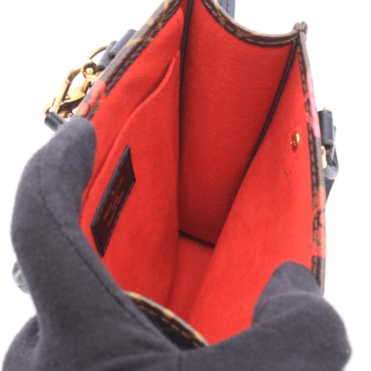 Louis Vuitton Petite Sac Plat · Fall in Love