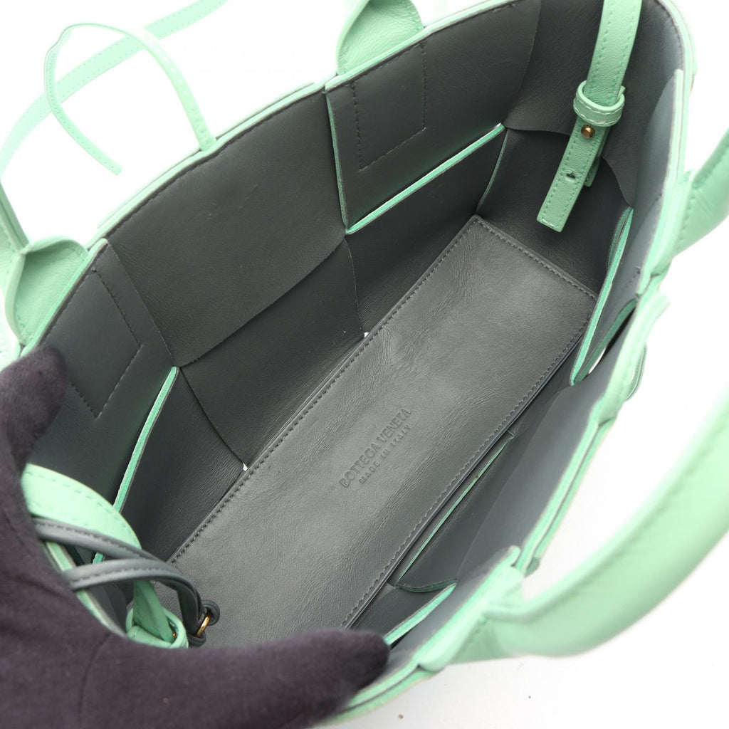 Bottega Veneta Mini Arco · Leather Tote