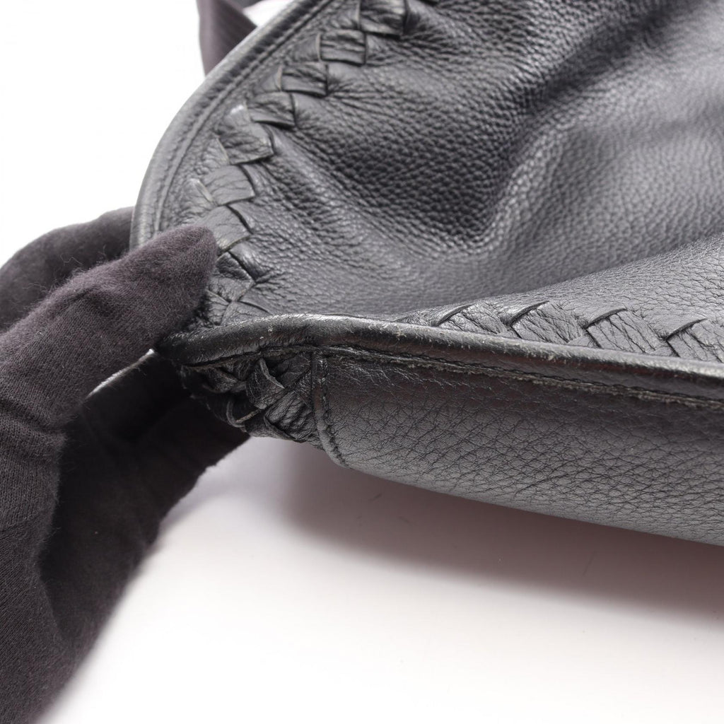 Bottega Veneta Intrecciato Messenger · Leather