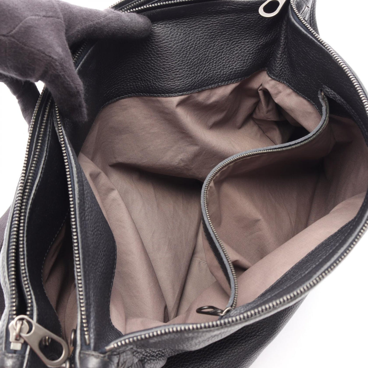 Bottega Veneta Intrecciato Messenger · Leather