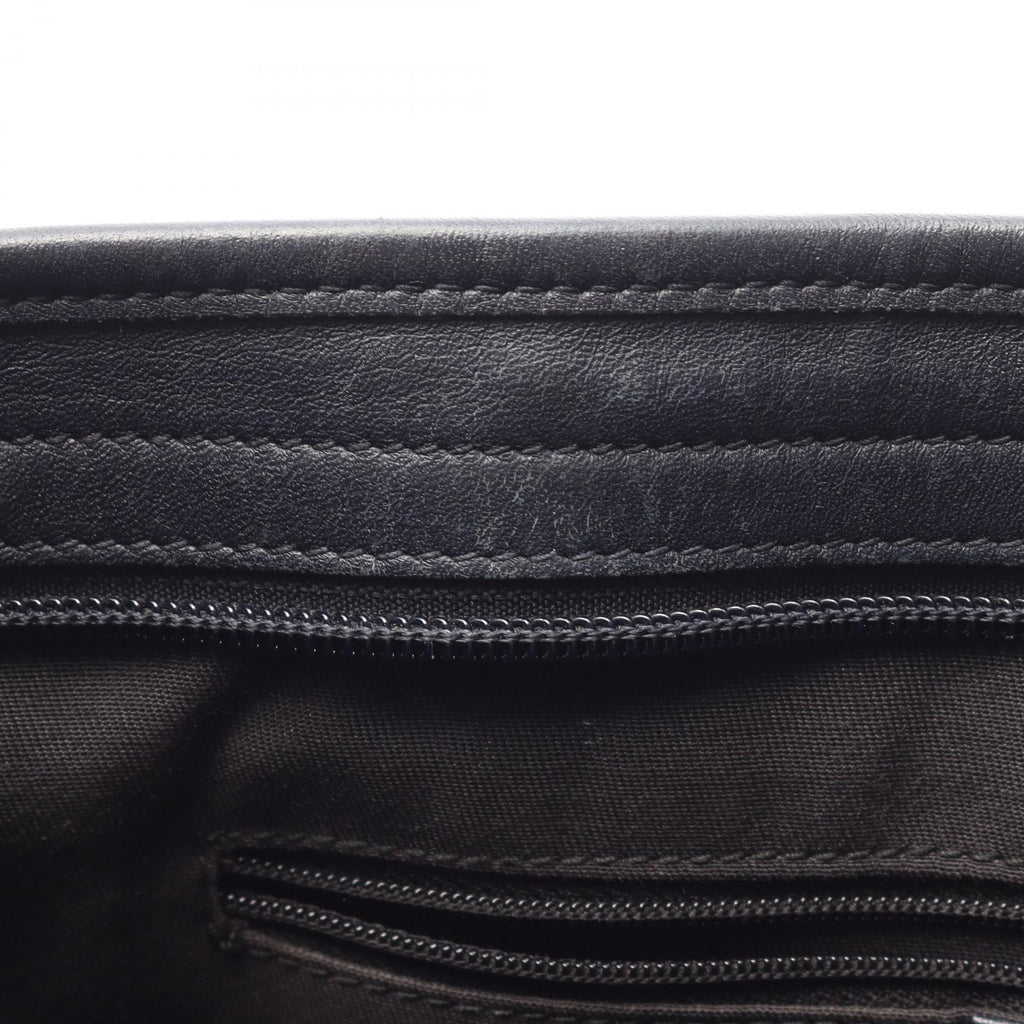 Gucci GG Supreme · Crossbody