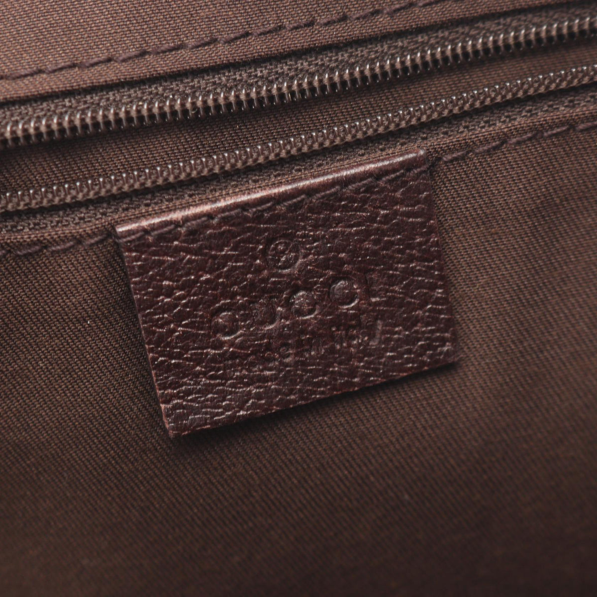 Gucci Abbey · GG Canvas Crossbody