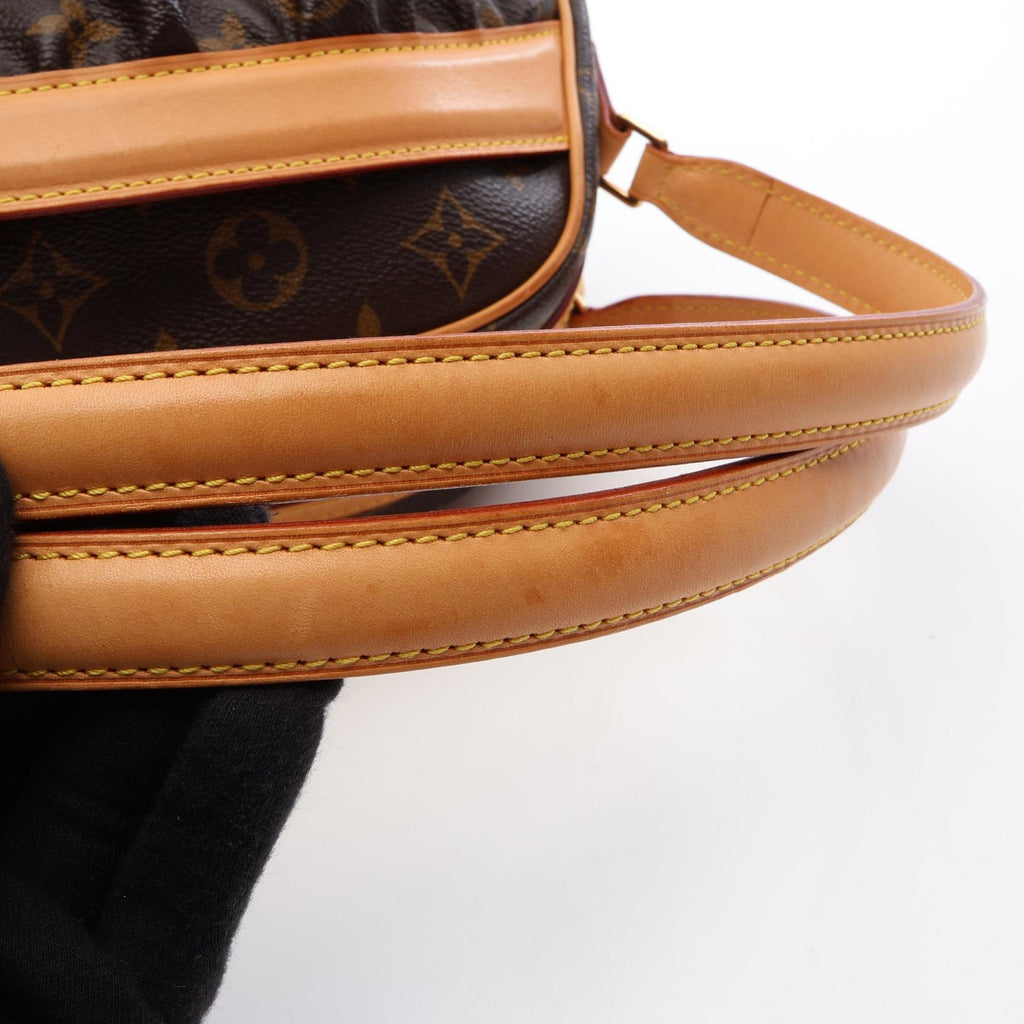 Louis Vuitton Clara · Monogram Canvas