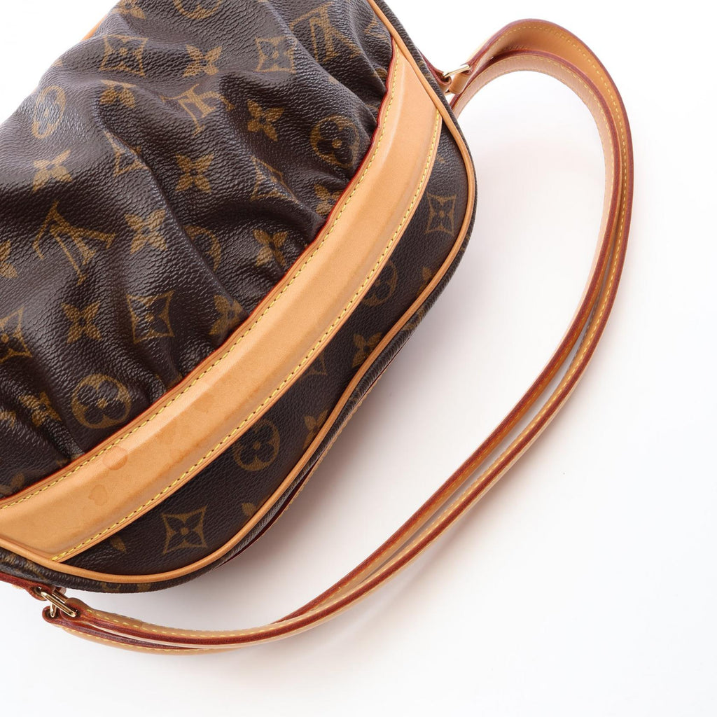 Louis Vuitton Clara · Monogram Canvas