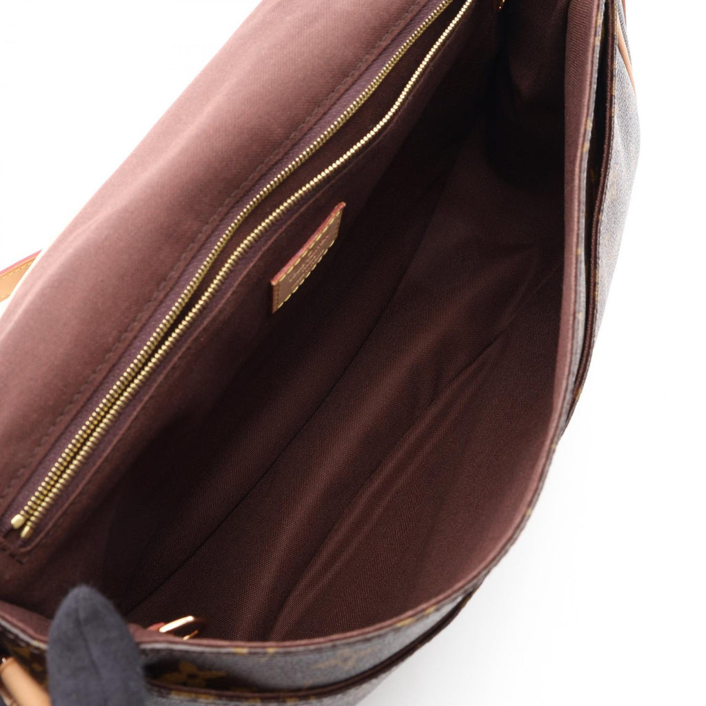 Louis Vuitton Menilmontant MM · Monogram
