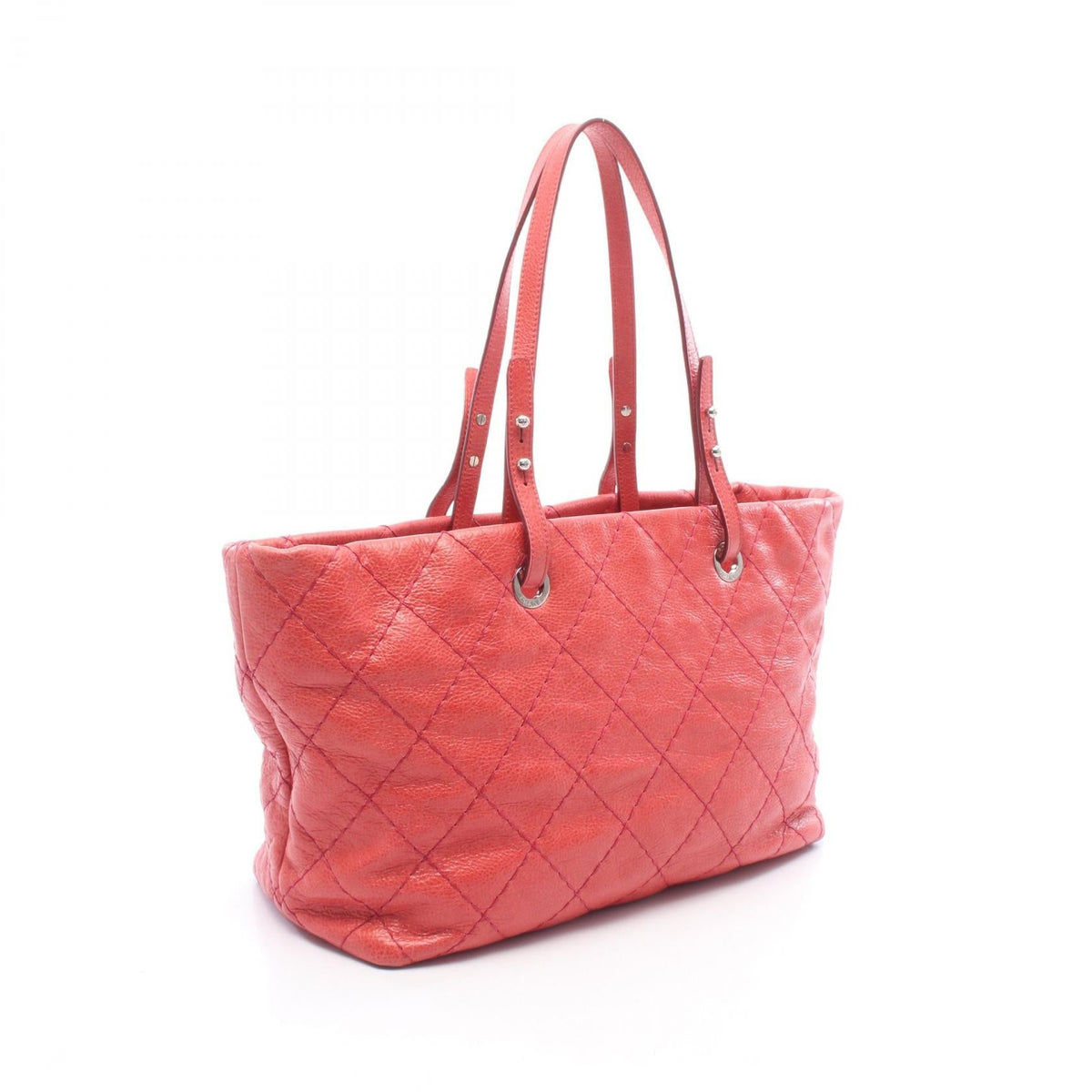 Chanel On the Road Tote · Leather