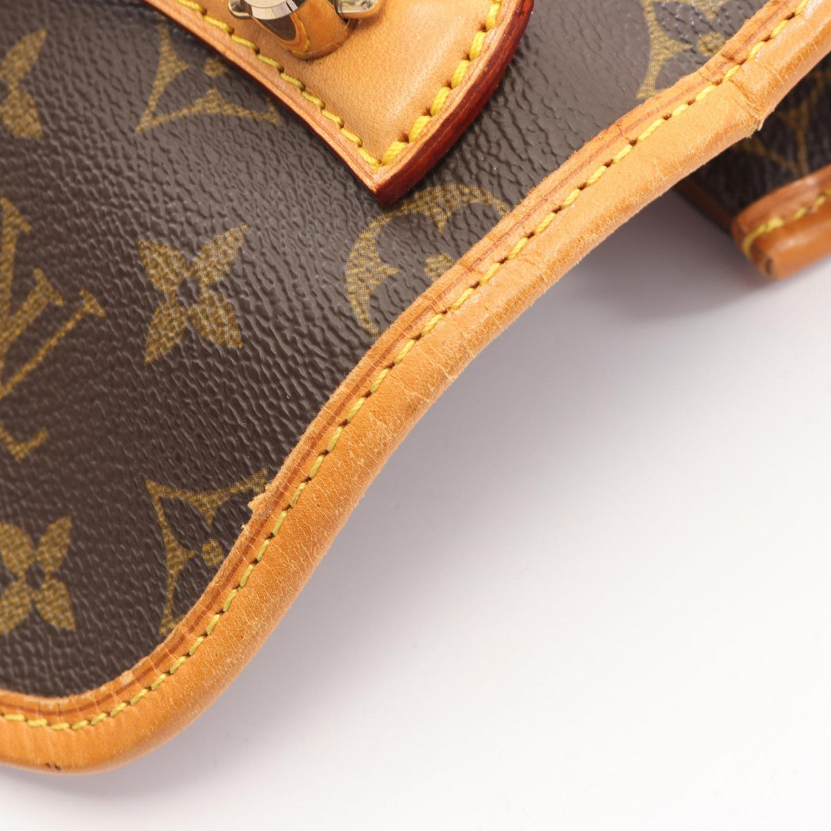 Louis Vuitton Bel Air · Monogram Canvas
