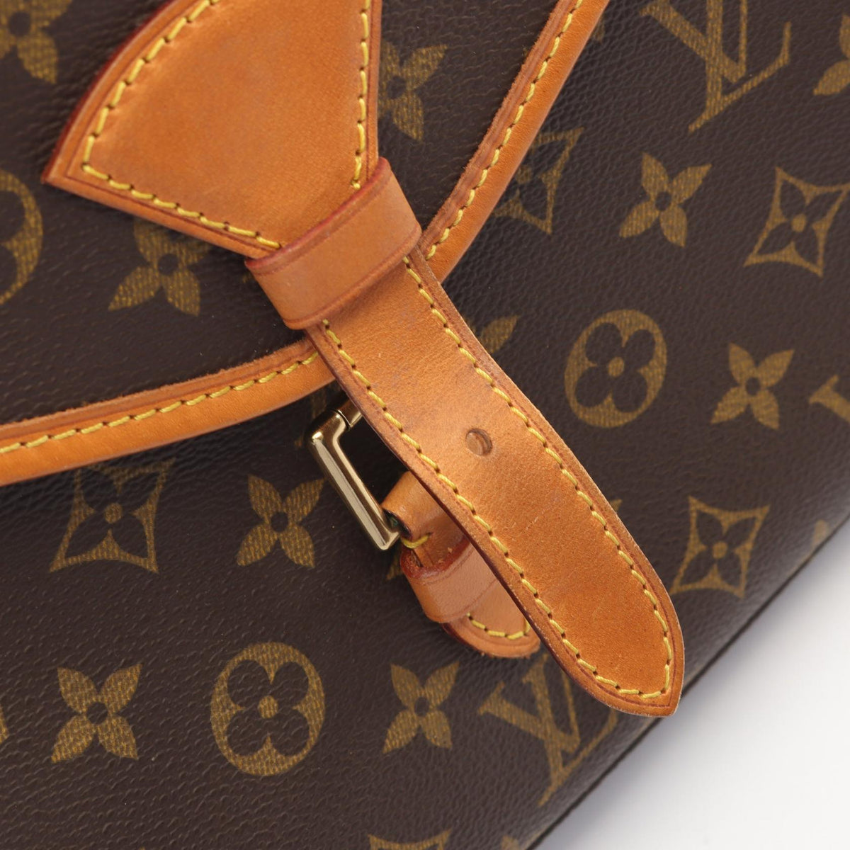 Louis Vuitton Bel Air · Monogram Canvas