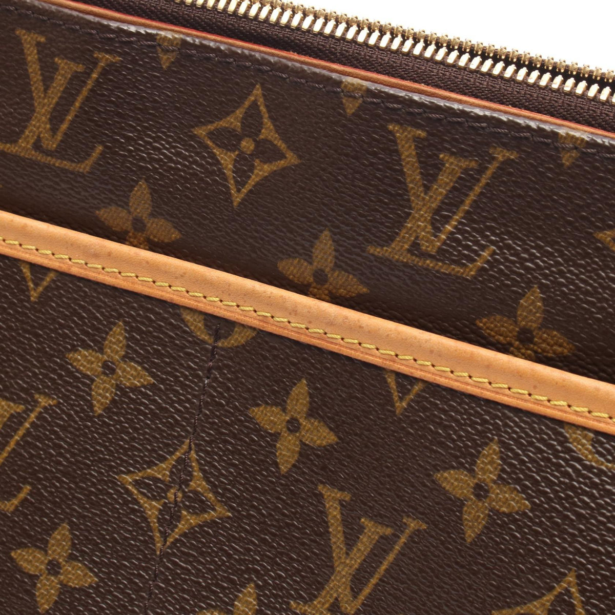Louis Vuitton Popincourt Long · Monogram