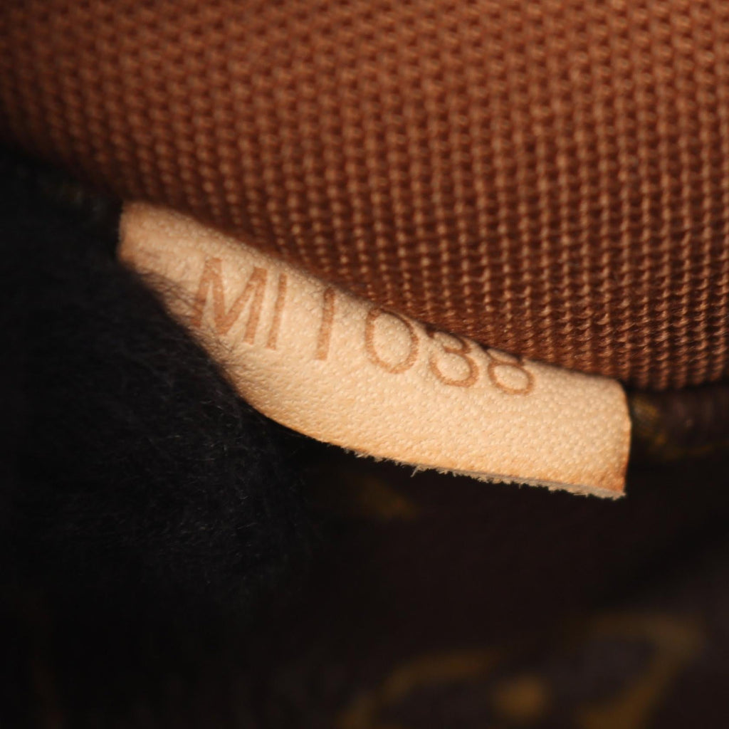 Louis Vuitton Bosphore · Monogram Messenger