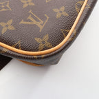 Louis Vuitton Bosphore · Monogram Messenger