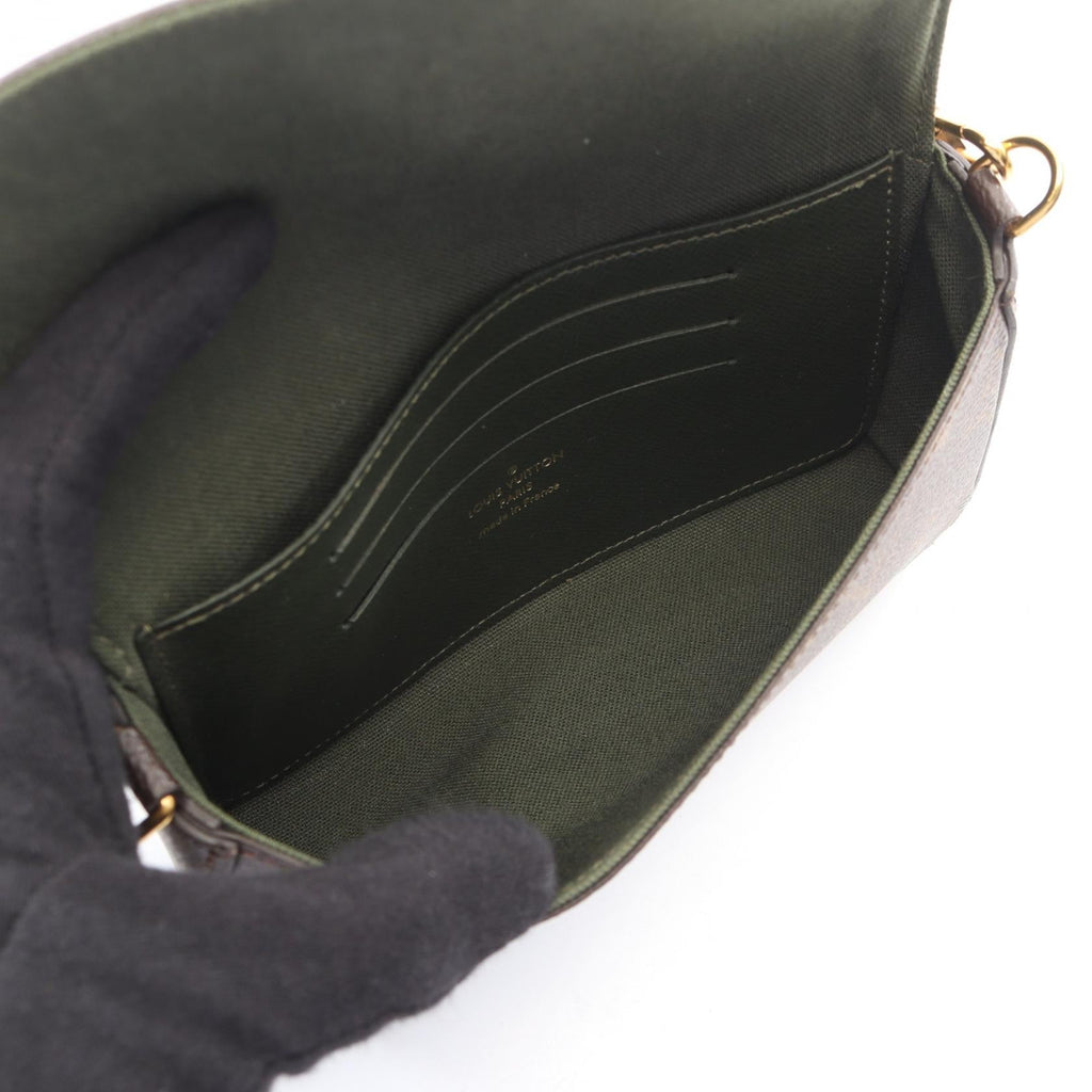 Louis Vuitton Multi Pochette Felicie · Monogram