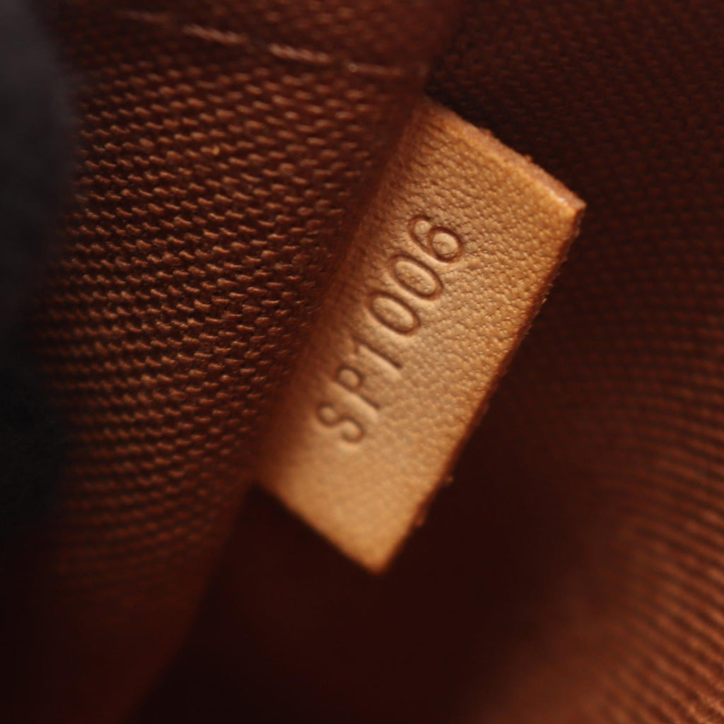Louis Vuitton Bosphore · Monogram Canvas