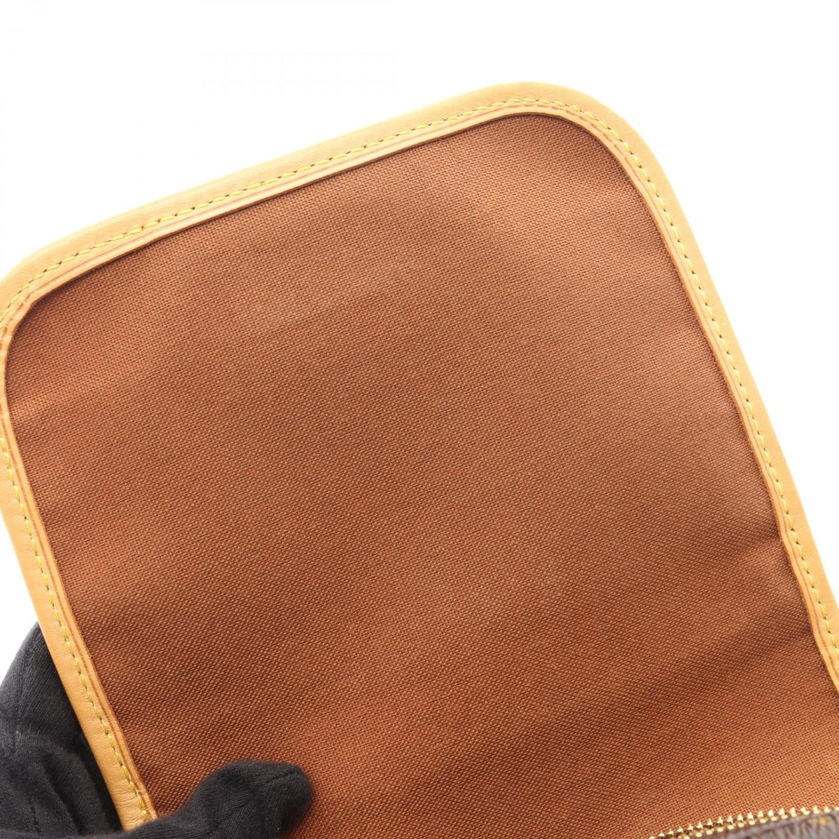 Louis Vuitton Bosphore · Monogram Canvas
