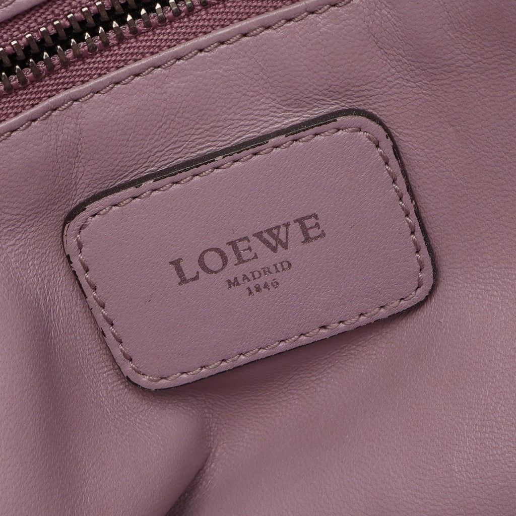 Loewe Amazona 36 · Leather Handbag