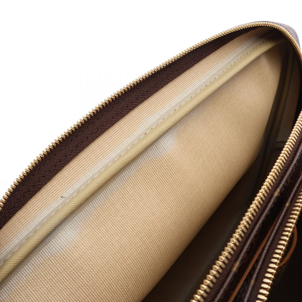 Louis Vuitton Reporter GM · Monogram