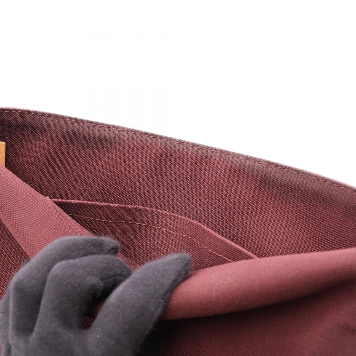 Louis Vuitton Favorite MM · Monogram