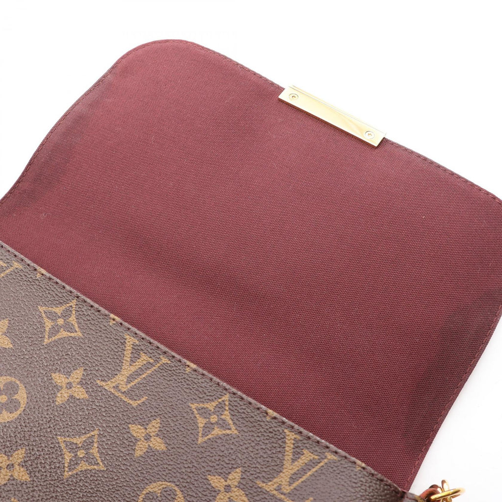 Louis Vuitton Favorite MM · Monogram