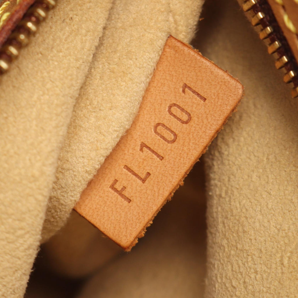 Louis Vuitton Looping MM · Monogram Canvas