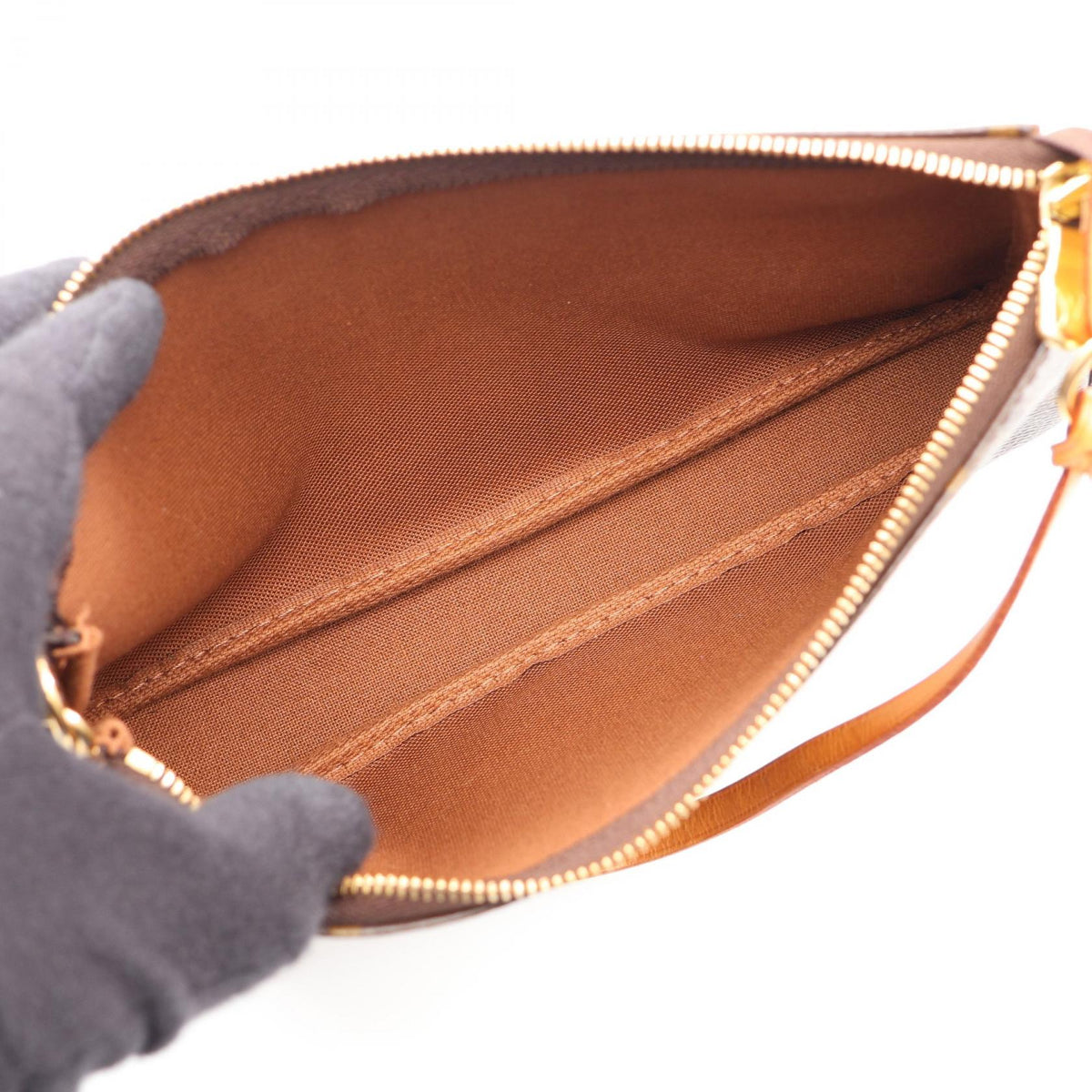 Louis Vuitton Pochette Accessoires · Monogram