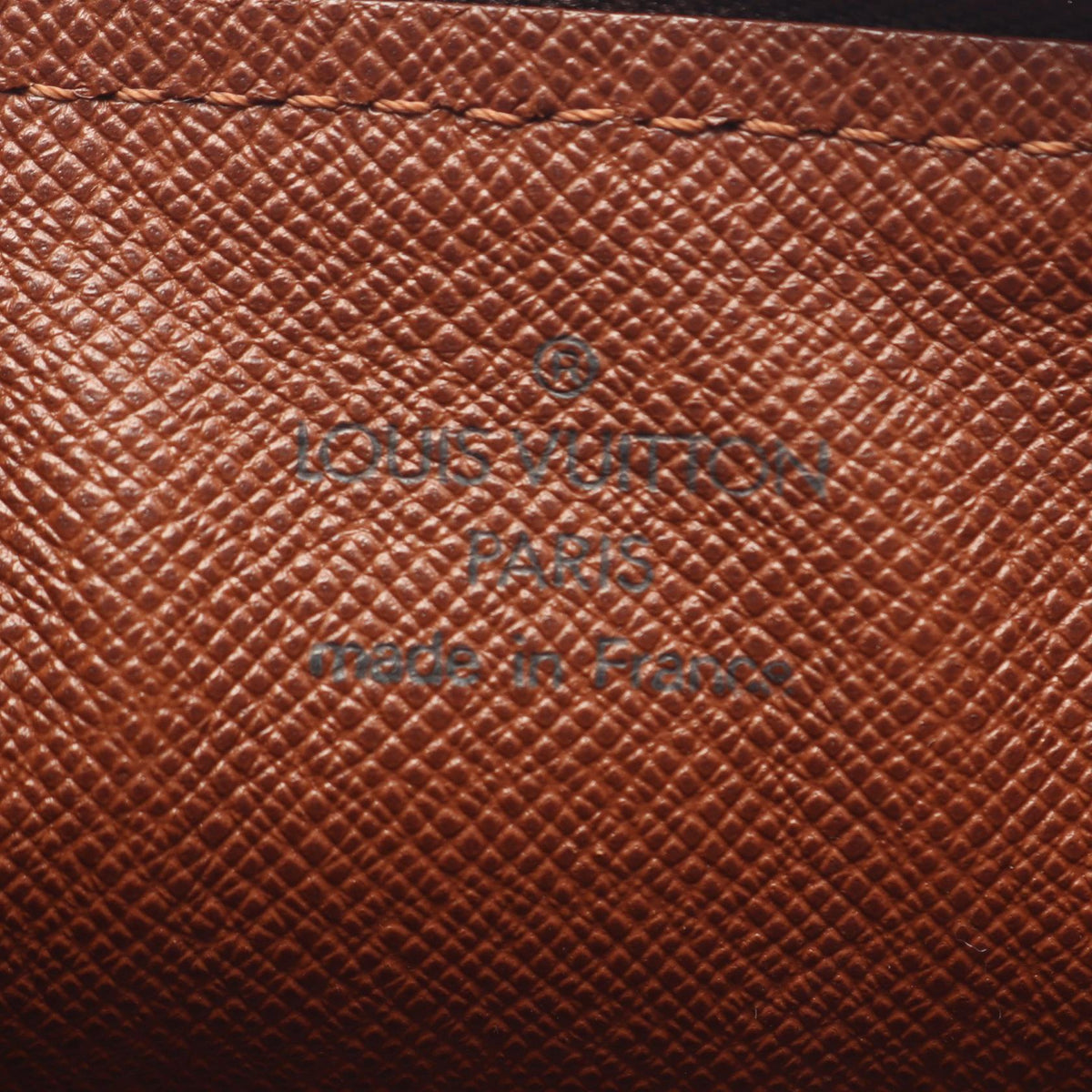Louis Vuitton Papillon 26 · Monogram Canvas